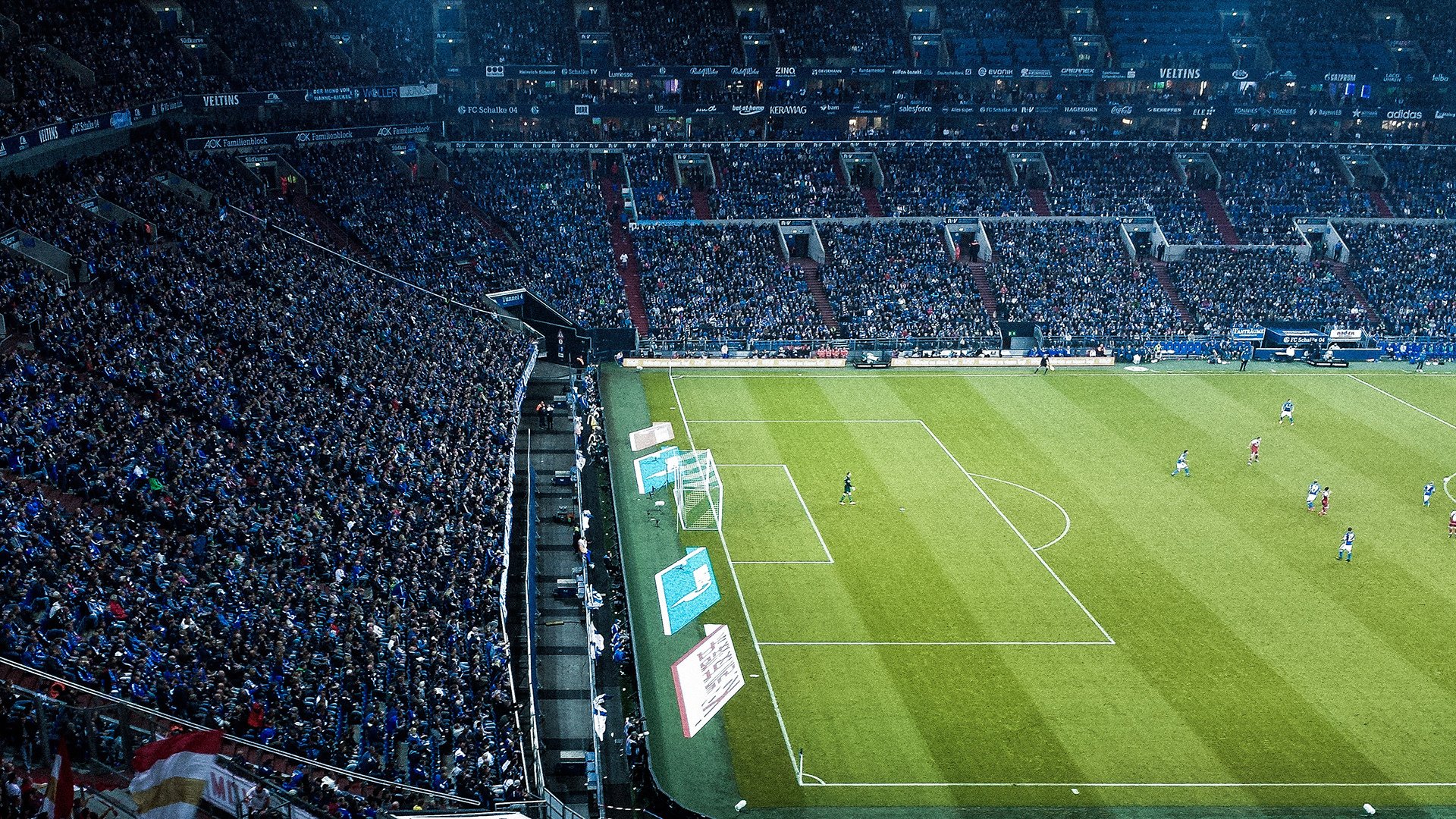 布莱顿加强空间利用拉扯对手防线,布莱顿mod